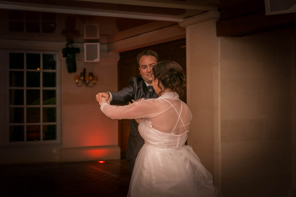 mariage au Domaine des Clos Vallées - enceinte - Yvelines - magicien - colombes - cocktail - vin d'honneur - première danse- ouverture de bal
