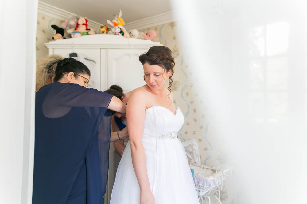 mariage au Domaine des Clos Vallées - enceinte - Yvelines - magicien - colombes - préparatifs des mariés - bouquet de mariée