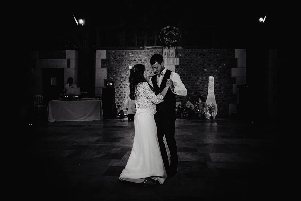 ouverture de bal des mariés - first dance - la première danse - mariage champetre - photographe mariage rouen