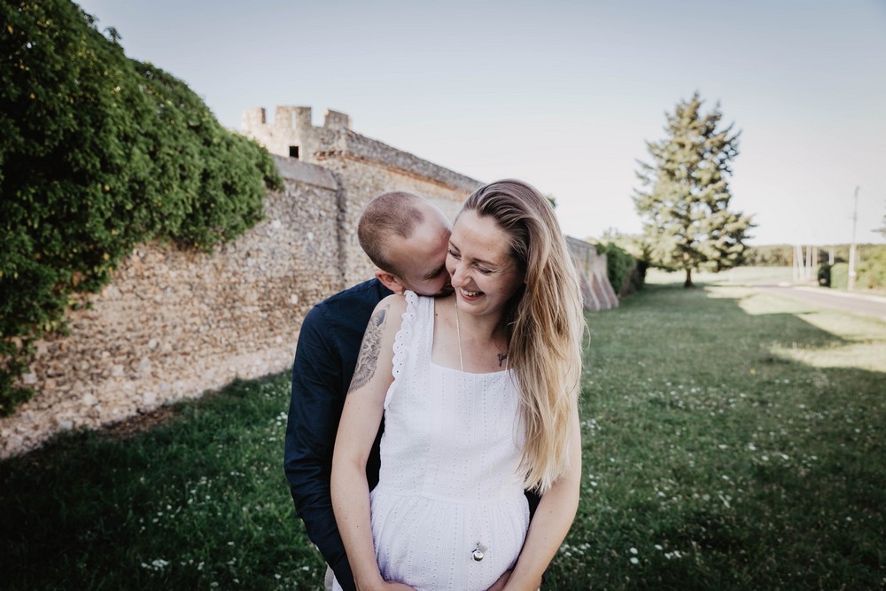 seance photo pour futurs parents - femme enceinte - grossesse - photographe eure et loir - eure - orne - verneuil sur avre