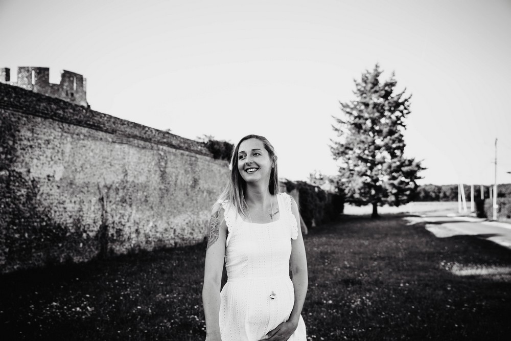 femme enceinte - future mamoune - bidon bien rond - photographe eure et loir - verneuil sur avre - senonches - chateauneuf en thymerais - dreux - chartres - seance photo grossesse
